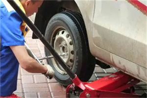 易门附近拖车24小时服务热线电话